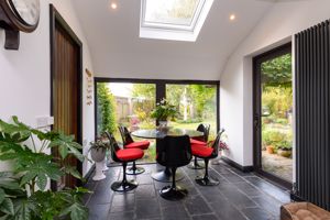 Kitchen Breakfast Room- click for photo gallery